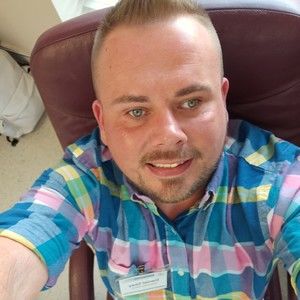 Meet your Posher, Daniel